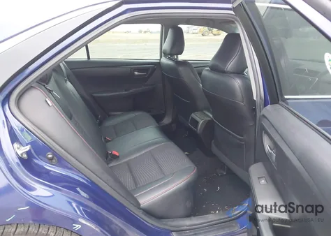 2015 Toyota Camry Se z USA, uszkodzony, nr VIN 4T1BF1FK2FU880511